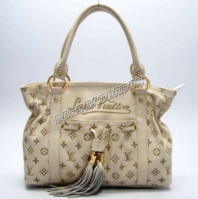 Louis Vuitton M98037 monogram beige white