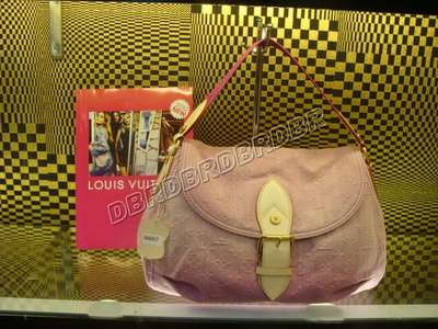 Louis Vuitton M40418 pink