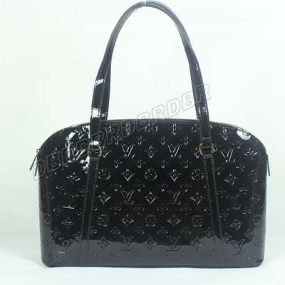 Louis Vuitton M91594 black