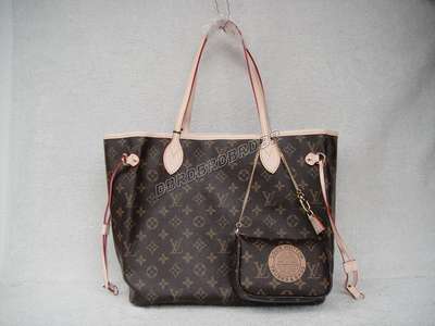 Louis Vuitton M40156 collection