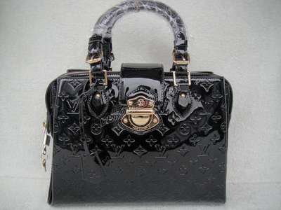 Louis Vuitton M93756 black