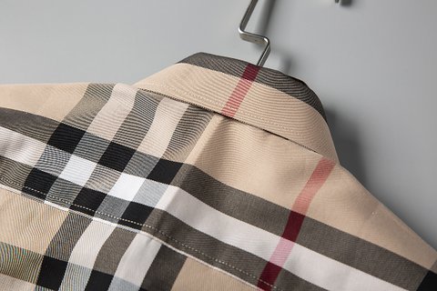 wholesale quality burberry men shirts model no. 1650