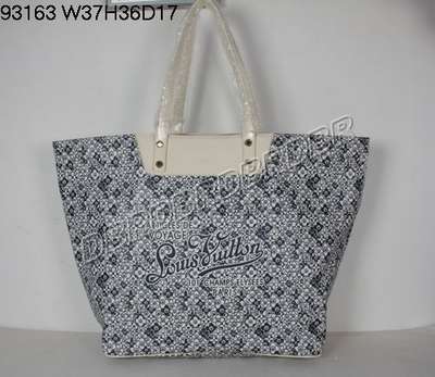 Louis Vuitton M93163 white