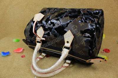 discount louis vuitton handbags fall winter 2010 m40436 black wholesale