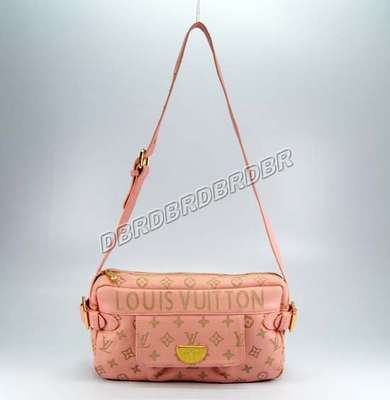 Louis Vuitton M96821 pink